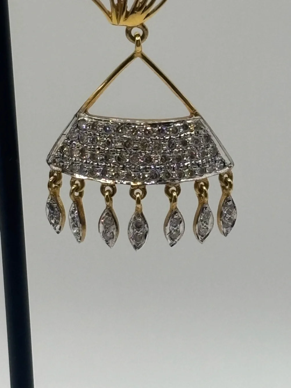 14 KT Yellow Gold Diamond Earrings - Picture 7 of 10